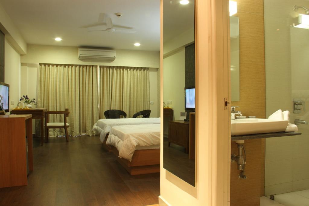 Xanadu Residency Kolkata Bagian luar foto